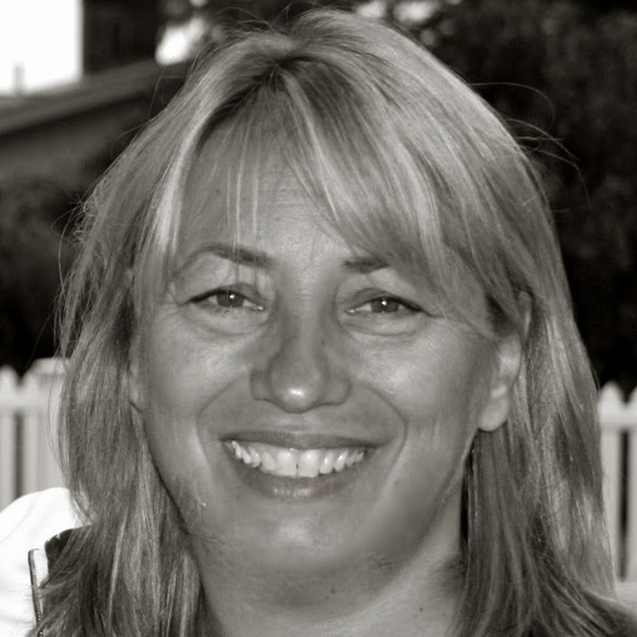 Meet your Posher, Candiss - Picture 1 of 1